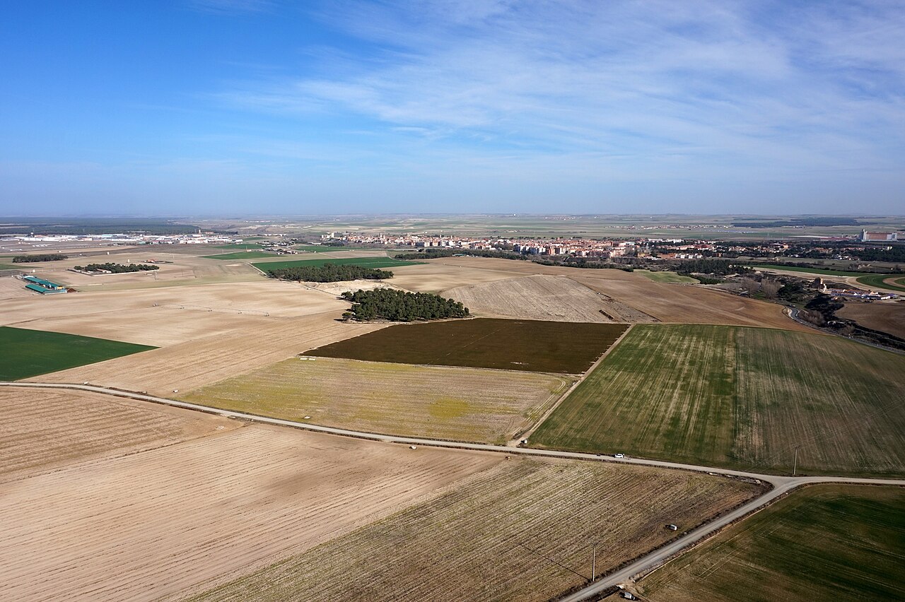 Campos de Arévalo · Ávila, en el recorrido del Camino del Sureste