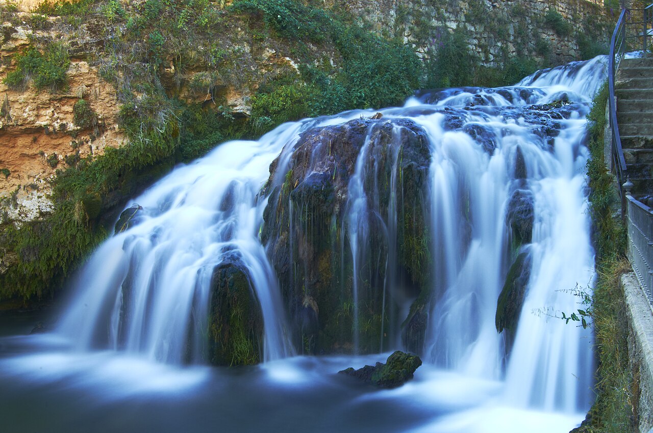 Cascadas del río Cifuentes · Trillo, en el recorrido del Ruta de la Lana